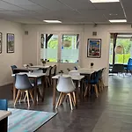 Hotell Kyriad En Champagne Épernay
