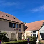 Hotell Kyriad En Champagne Épernay