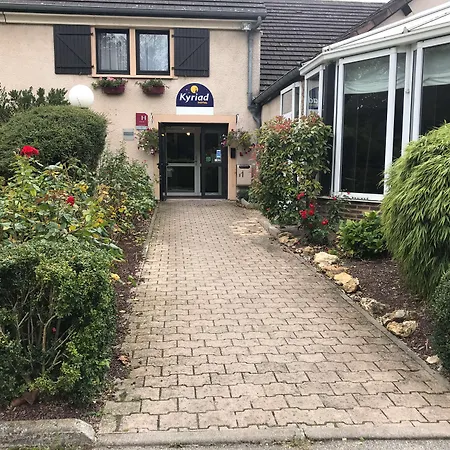 Kyriad En Champagne Hotel 3*