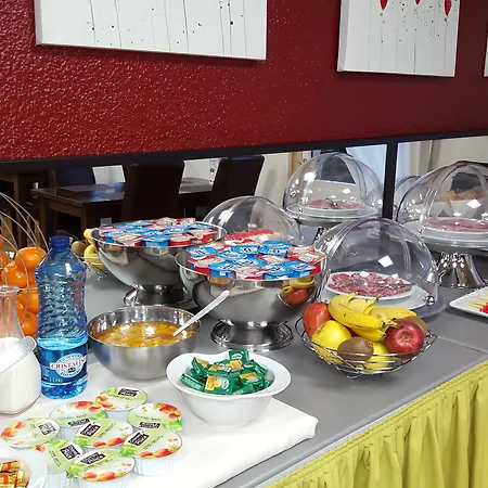 酒店 基里亚德艾贝纳酒店 埃佩尔奈