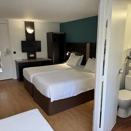 基里亚德艾贝纳酒店 3* 埃佩尔奈