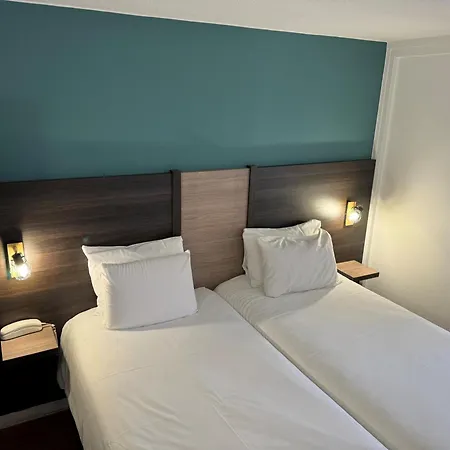 Kyriad Otel 3*