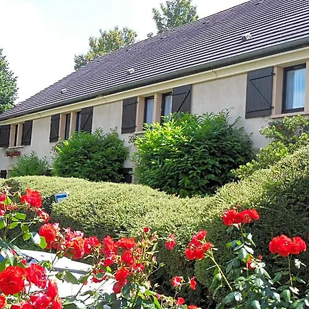 Kyriad En Champagne Hotel 3*