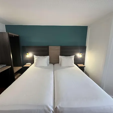 Hotel Kyriad En Champagne Épernay