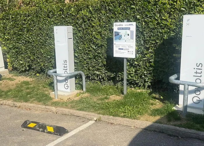 Kyriad En Champagne Szálloda