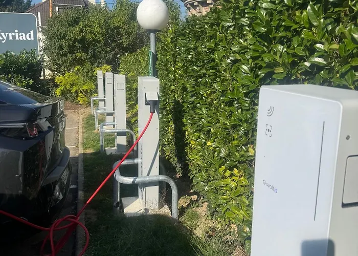 Kyriad En Champagne Szálloda Épernay