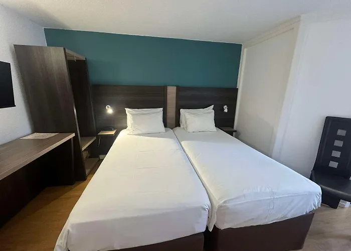 Kyriad En Champagne Szálloda Épernay